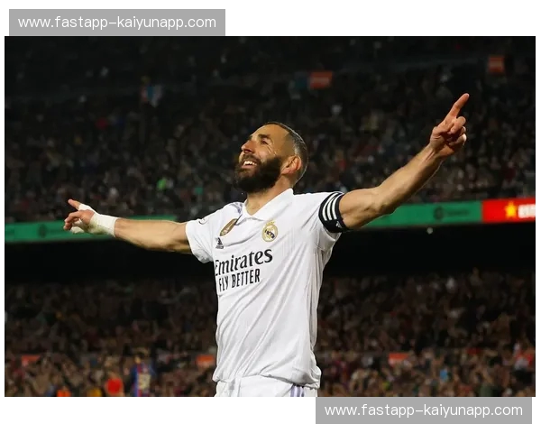 伯纳乌的落日余晖与诺坎普的星辰大海——0506赛季皇马巴萨恩怨录